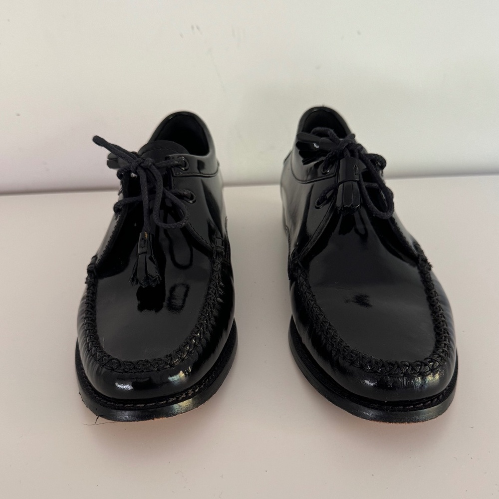 GH Bass Weejuns  Patent Leather Winnie Oxford Loafers